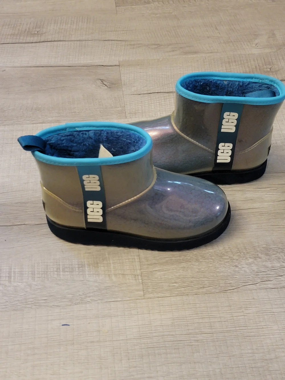 UGG Kids Iridescent Metallic Boots with Teal Trim